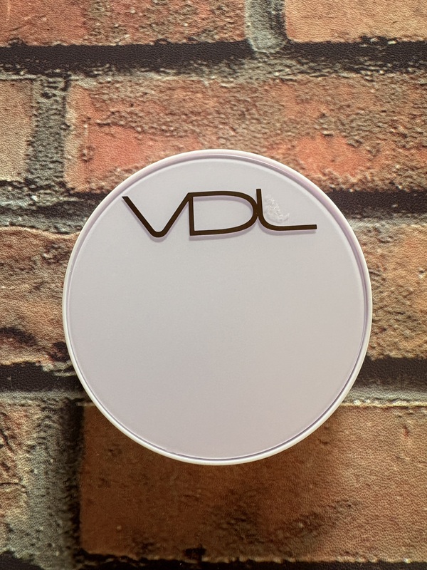 VDL �p�[�t�F�N�e�B���O �V���L�[�t�B�b�g�J�o�[�N�b�V�����t�@���f�[�V���� A02�i����߂̃I�[�N���j×2��