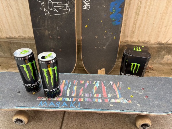 �����X�^�[�G�i�W�[ 355ml�� 12�{