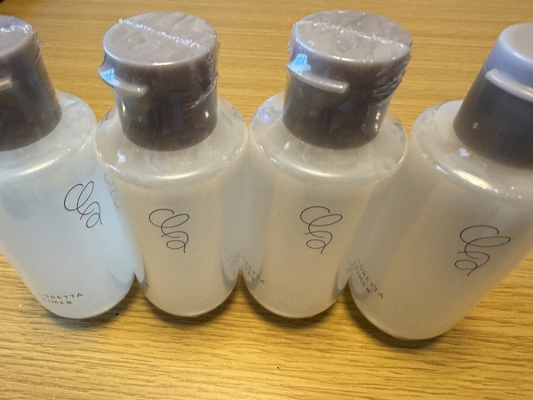 LORETTA AIMER �I�C���W�F��×4