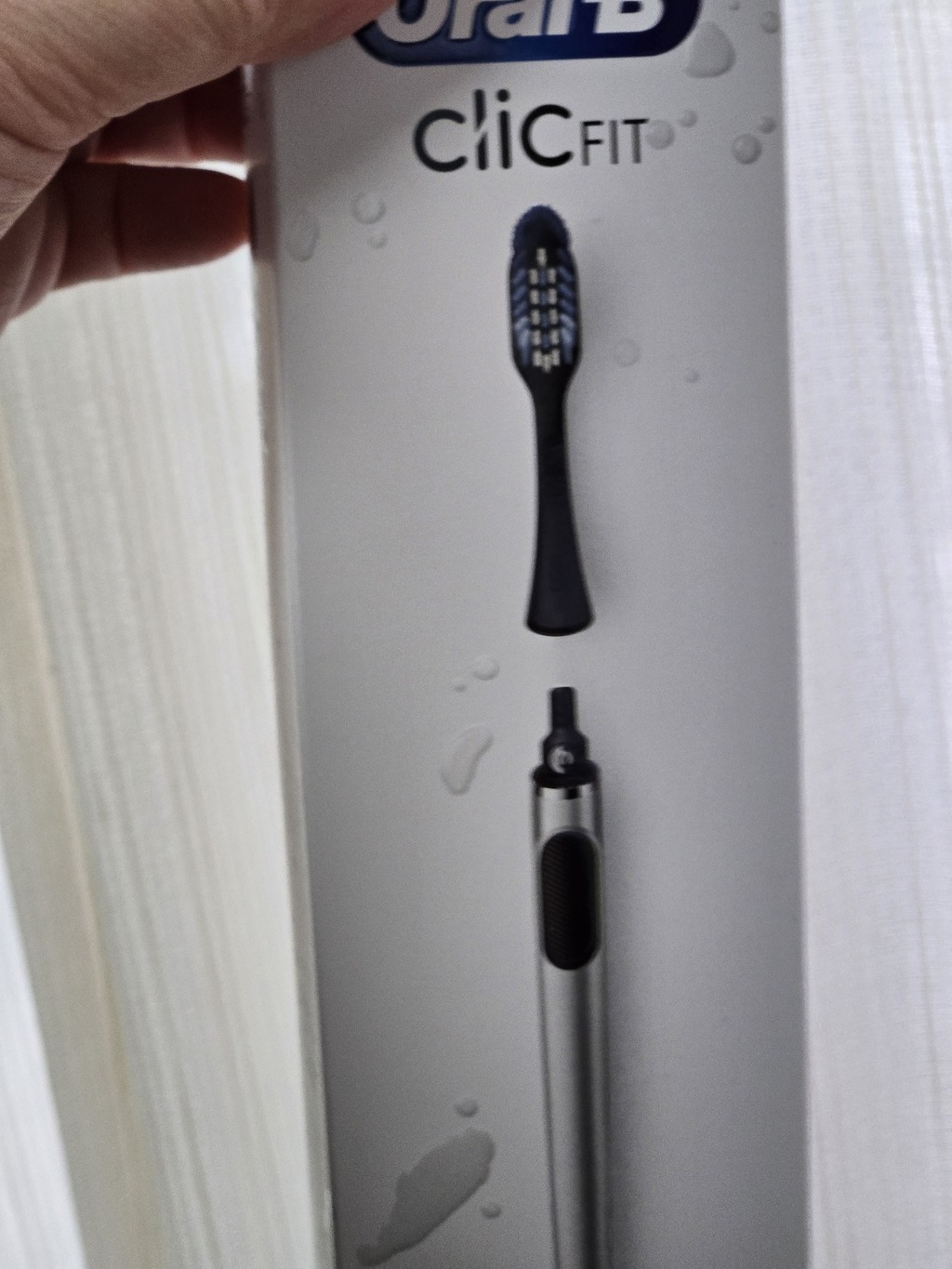 clicfit オーラルB クリックフィット クロムブラック本体 Amazon.co.jp: オーラルB ClicFIT クリックフィット クロム