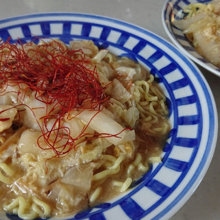 �Ă��΂̖˂̏�ɁuCook Do(R)�Z�����񂩂� �ӂ��Ђ�˗p�v�������āA���񂩂��Ă��΂ɁI